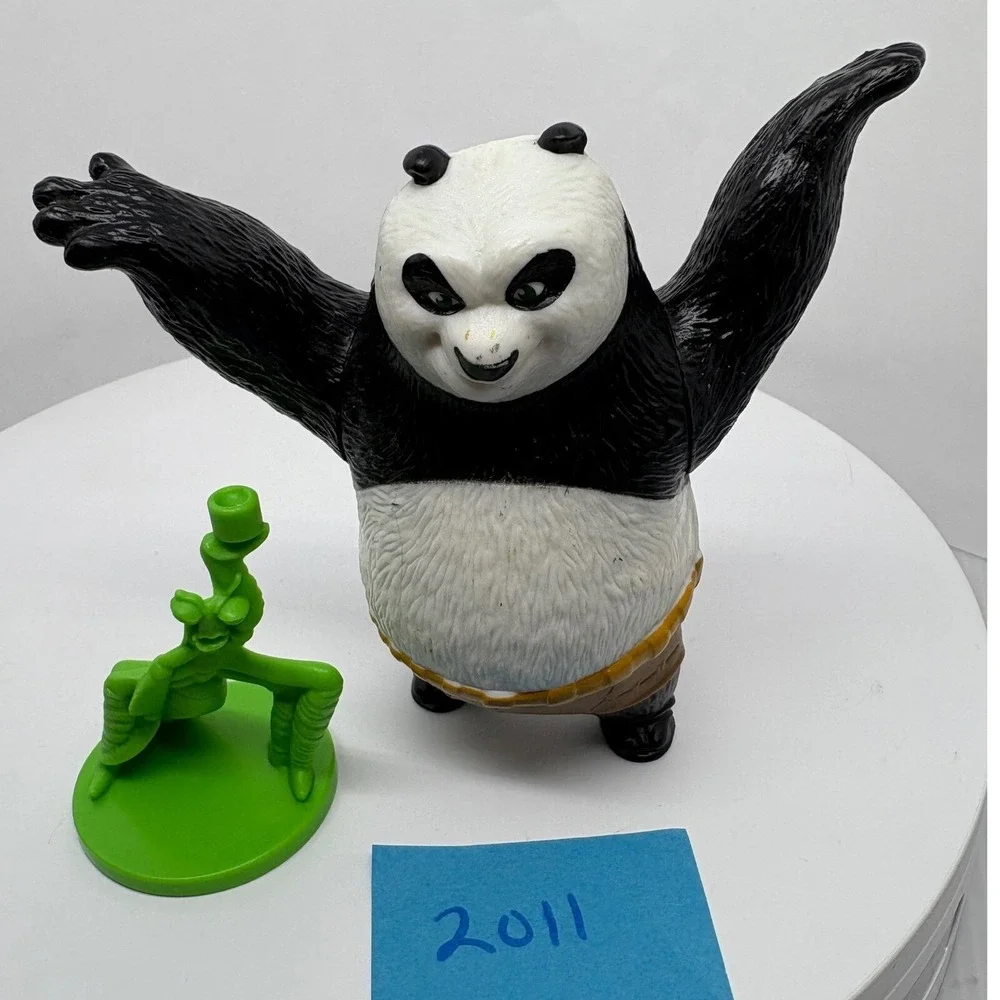 Kung Fu Panda Action Figure Po & Mantis Toy Cake Topper 2011 Dreamworks McDonald